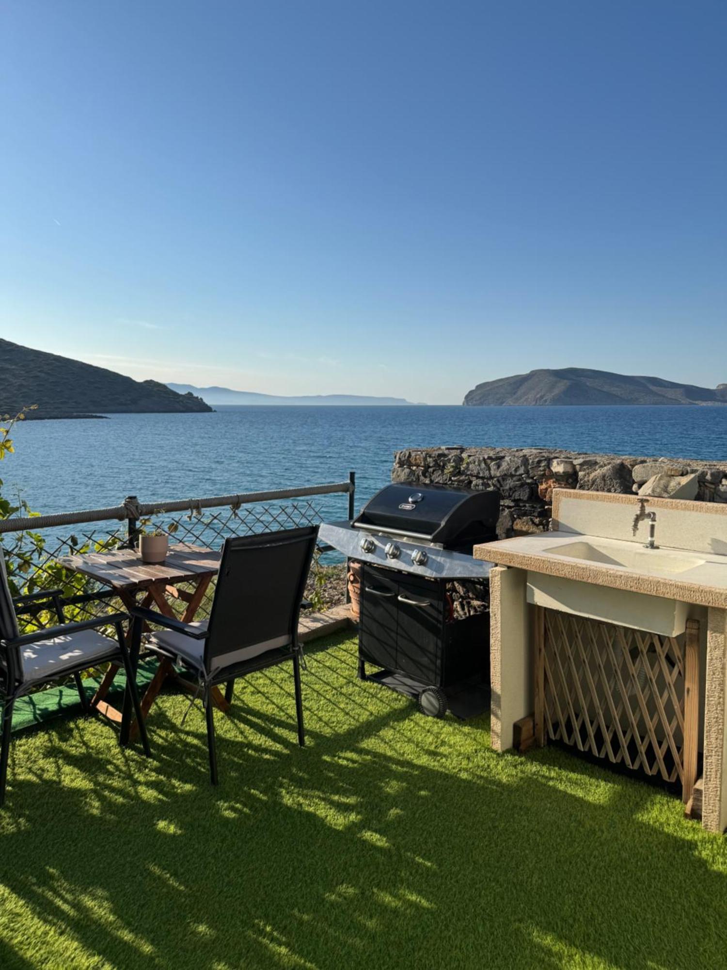 Kavoúsion Tholos Alexandra'S Beachfront House מראה חיצוני תמונה