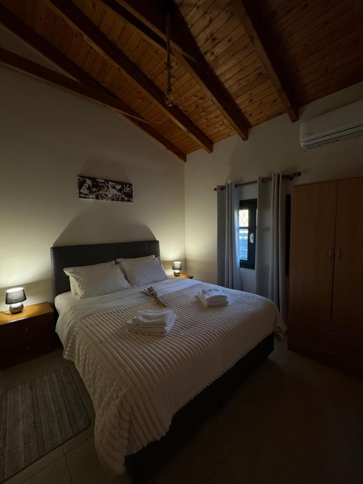 Kavoúsion Tholos Alexandra'S Beachfront House מראה חיצוני תמונה